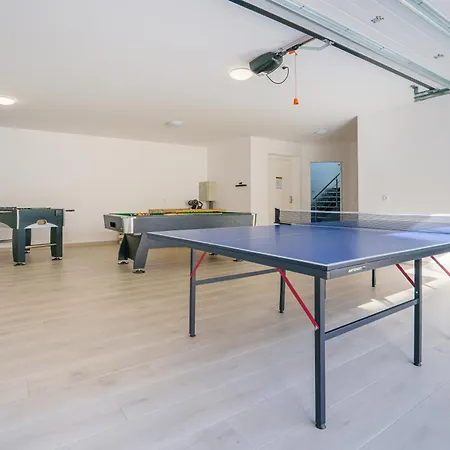 Villa Dino With Ocean View *