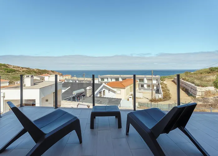 Dino With Ocean View Ribamar (Lourinha)