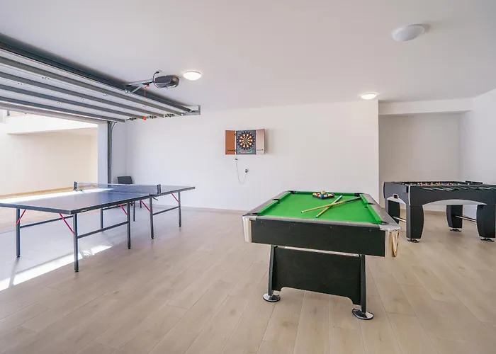 Dino With Ocean View Villa *